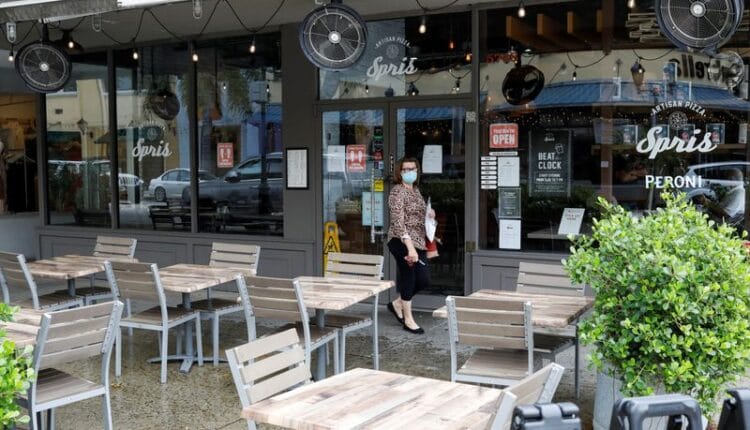 U.S. service sector activity rises above pre-pandemic level in September