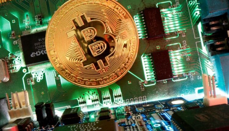 Analysis: Wealth managers frustrated over bitcoin, anxious for piece of the action