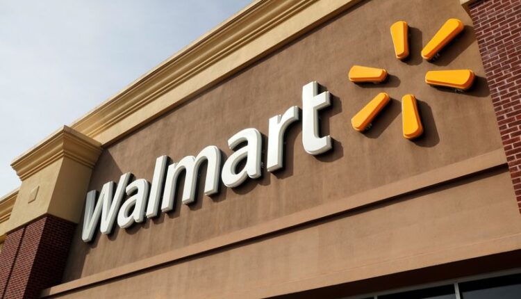 Walmart to require masks for U.S. retail workers in COVID-19 hotspots