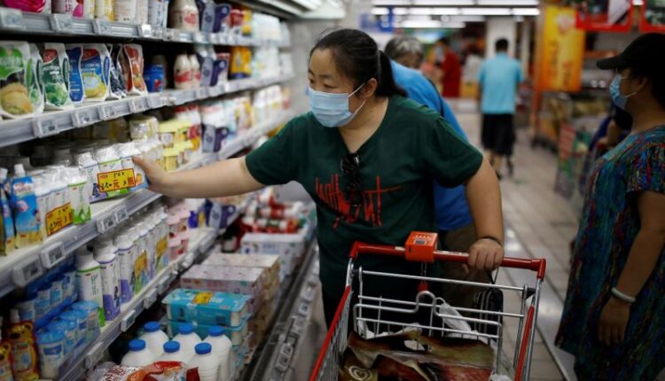 China ministry says expects retail sales to grow 5%/yr in 2021-25