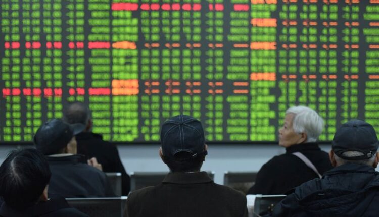 Asian shares fall as Delta variant casts shadow over growth