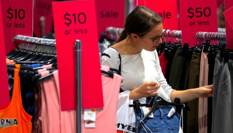 Australia Dec retail spending nosedives in warning for economy