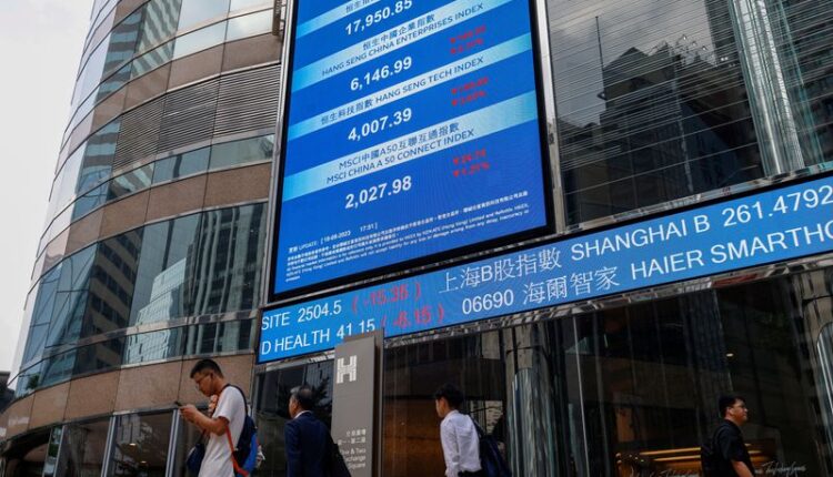 Asia stocks struggle even as China slashes rates